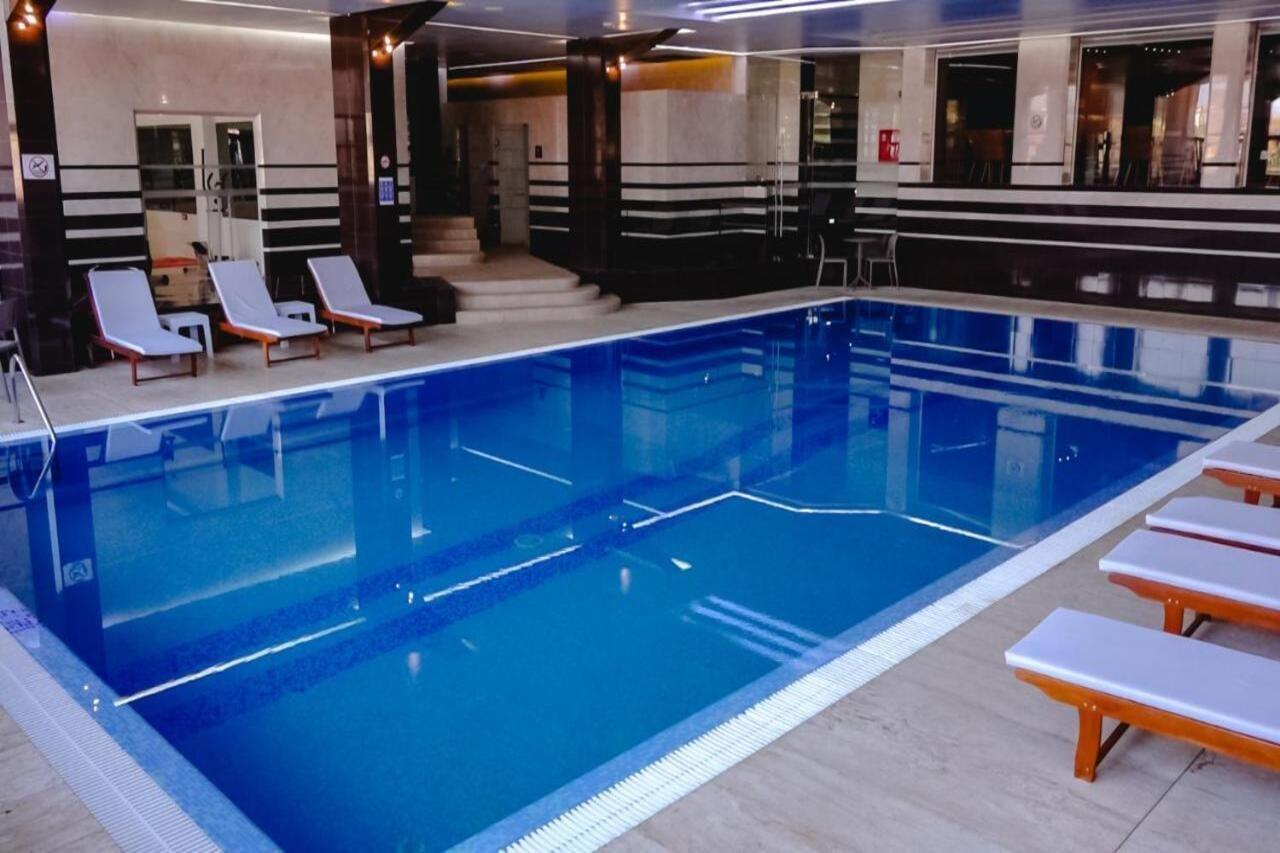 Hotel International Prishtina & Spa Приштина Экстерьер фото
