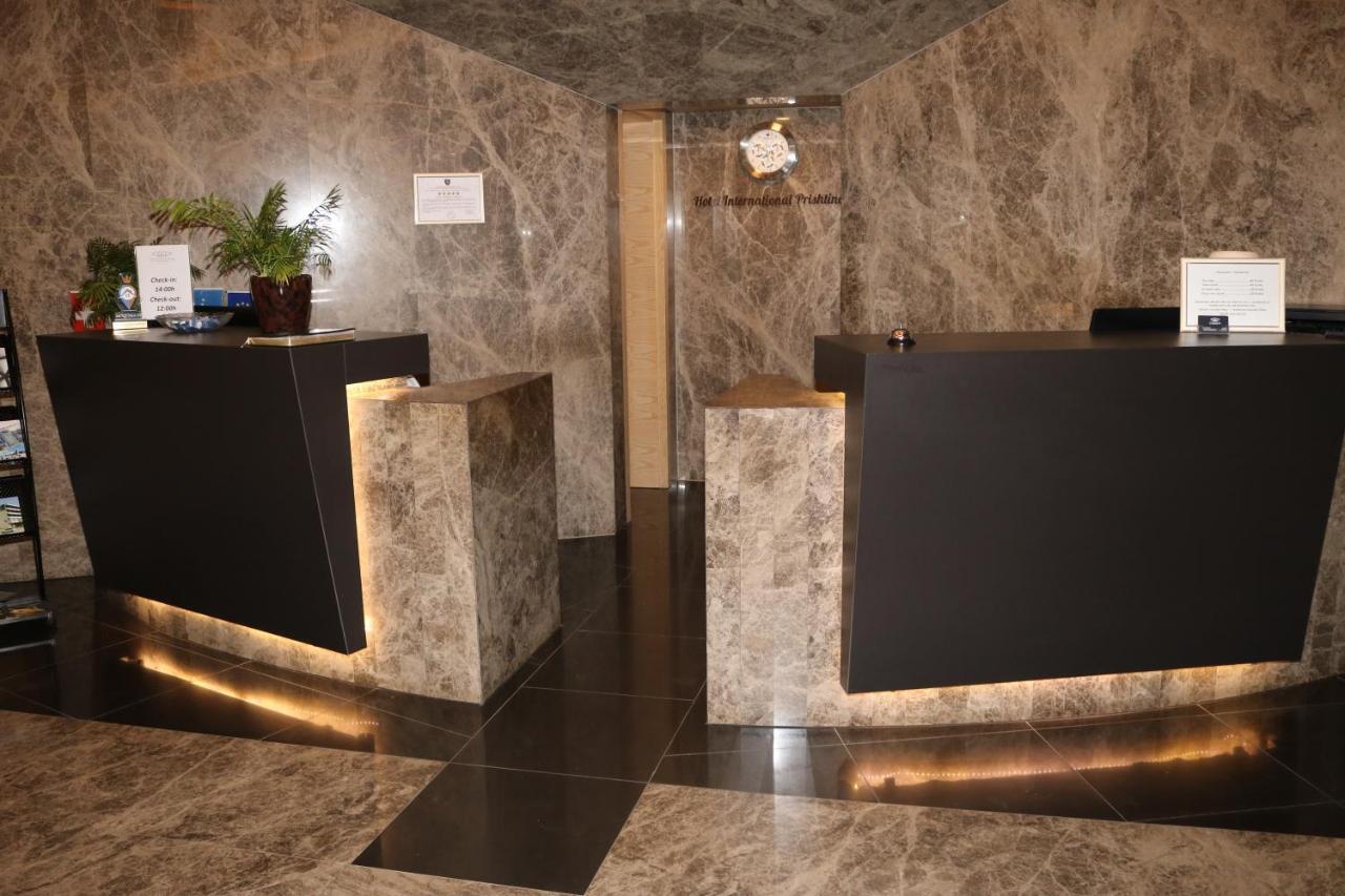 Hotel International Prishtina & Spa Приштина Экстерьер фото
